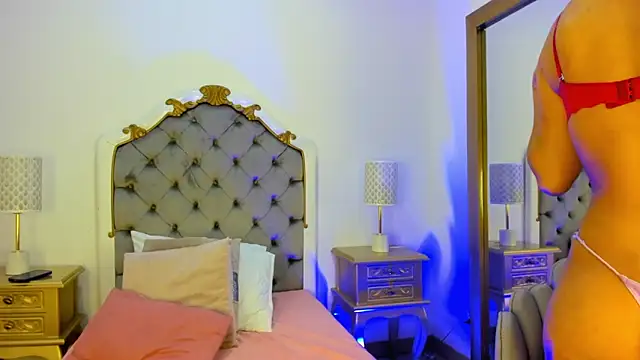 Pushaina   online show from 12.18.24