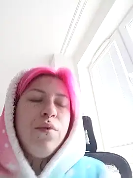 divine eve online show from 02.04.25