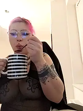 divine eve online show from 03.02.25