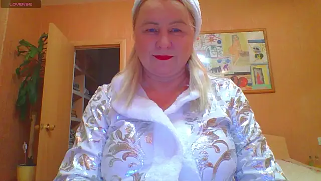 mira robinsonnn online show from 12.19.25