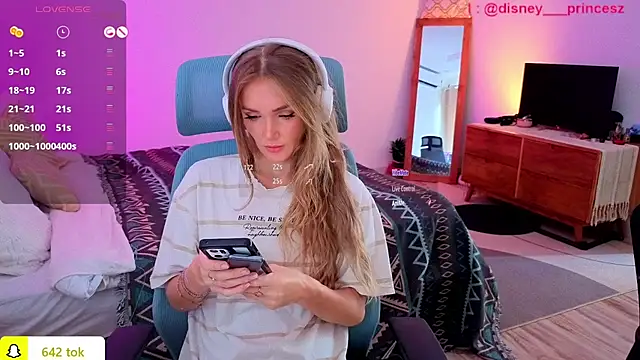 PrincessVS online show from 11.17.25