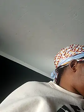 Snapshot of Ms__JOJO chatting on 10.31.25 Ms JOJO online show from 10.31.25