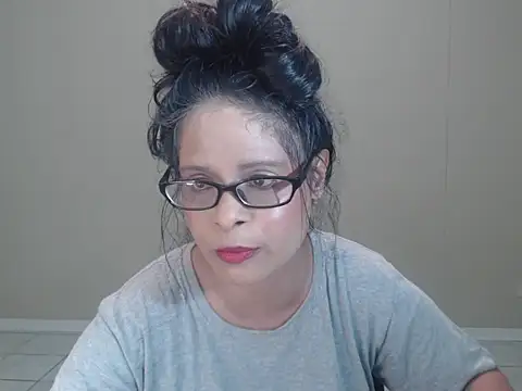 Snapshot of TaylorLove69 chatting on 03.09.25 TaylorLove69 online show from 03.09.25