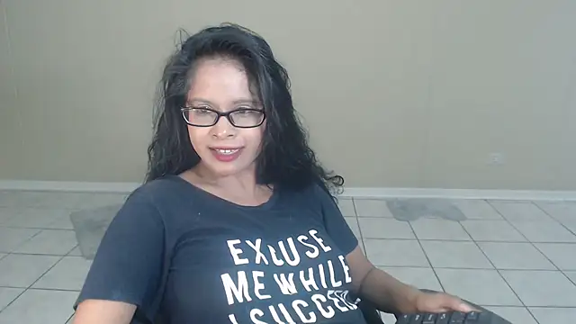 Snapshot of TaylorLove69 chatting on 03.20.25 TaylorLove69 online show from 03.20.25
