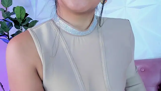 LinnaGardenia online show from 01.28.25