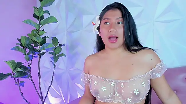 LinnaGardenia online show from 02.07.25