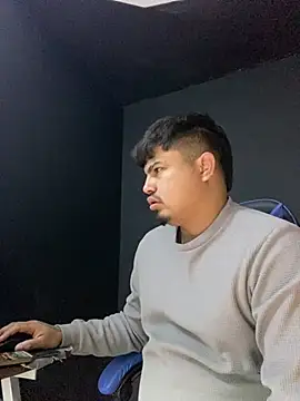 Snapshot of DickMasterfindom chatting on 05.27.26 DickMasterfindom online show from 05.27.26