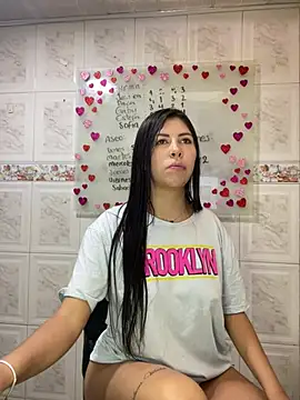 Alanna atm  online show from 02.05.25