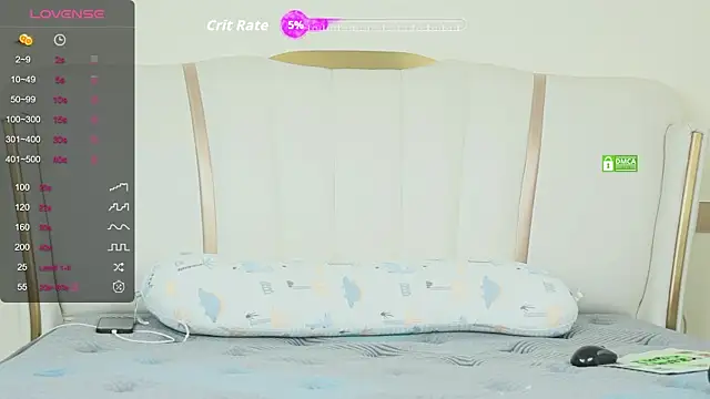 Snapshot of _YouY_ chatting on 10.10.25 YouY online show from 10.10.25