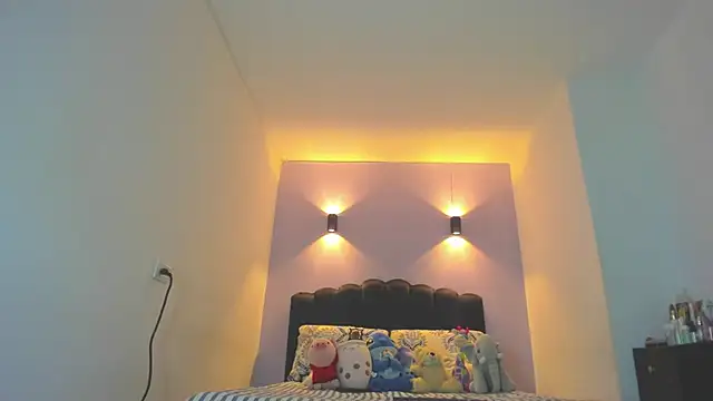 Sofia Clauss  online show from 05.09.26