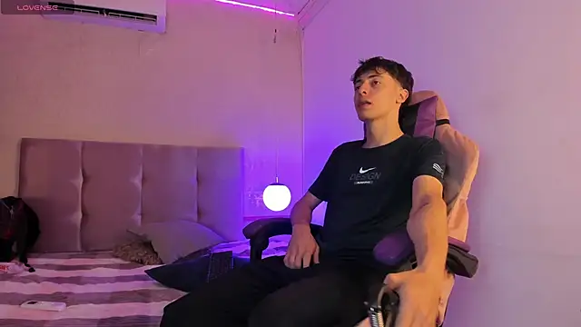 AlessandroDybala online show from 03.04.25