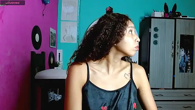 sensitive brunette online show from 10.02.25