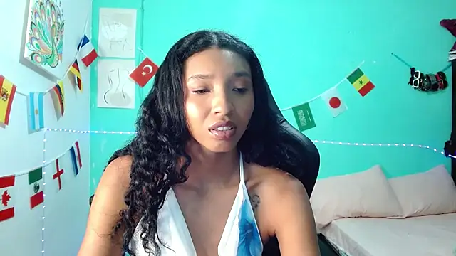 Snapshot of sensitive_brunette chatting on 07.08.26 sensitive brunette online show from 07.08.26