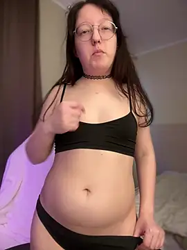 Snapshot of emigooflordXD chatting on 12.18.24 emigooflordXD online show from 12.18.24