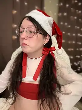 Snapshot of emigooflordXD chatting on 12.25.24 emigooflordXD online show from 12.25.24