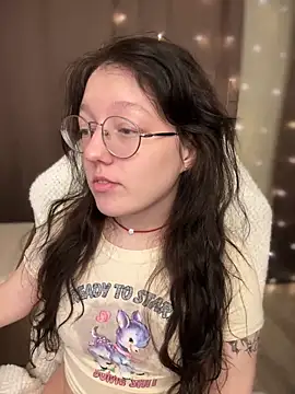 Snapshot of emigooflordXD chatting on 12.28.24 emigooflordXD online show from 12.28.24