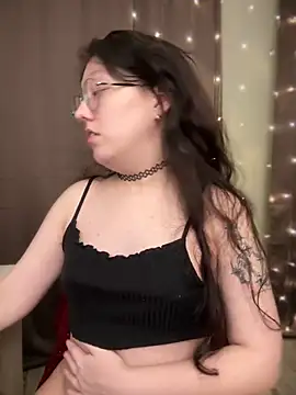 Snapshot of emigooflordXD chatting on 01.10.25 emigooflordXD online show from 01.10.25