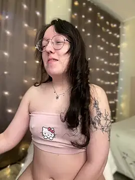 Snapshot of emigooflordXD chatting on 01.25.25 emigooflordXD online show from 01.25.25