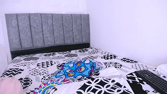 nataly red online show from 02.17.25