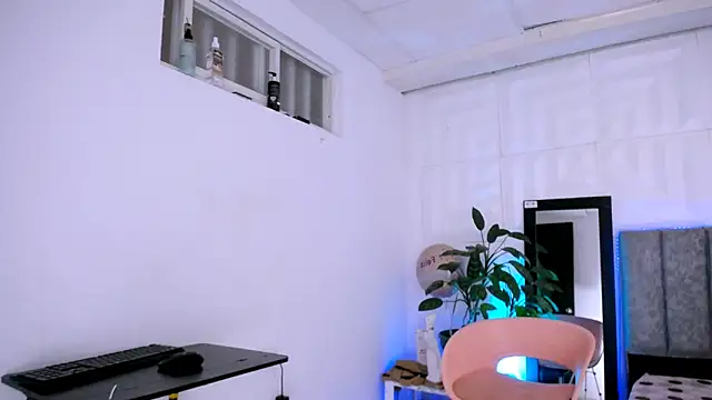 nataly red online show from 09.13.25