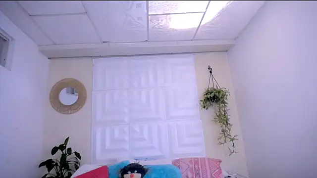 Snapshot of nataly_red chatting on 06.20.26 nataly red online show from 06.20.26
