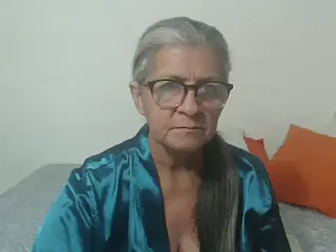 candy mature  online show from 01.14.25