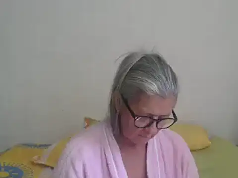candy mature  online show from 01.16.25