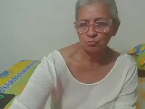 candy mature  online show from 03.07.25
