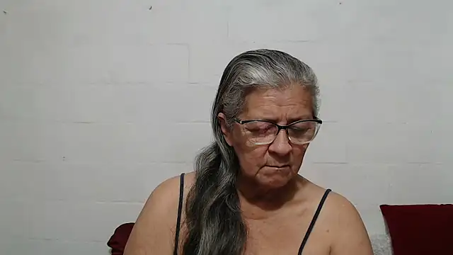 candy mature  online show from 10.18.25