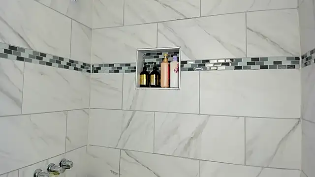 yiauana online show from 09.19.25