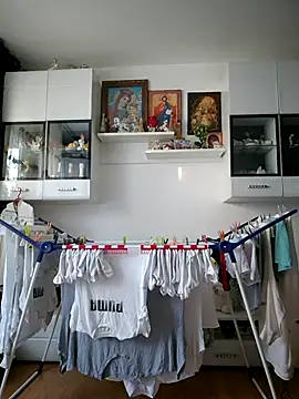 AvaLloyd online show from 02.20.25