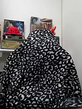 ElliMoor online show from 12.01.24