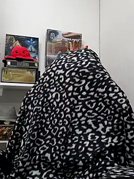 ElliMoor online show from 12.09.24