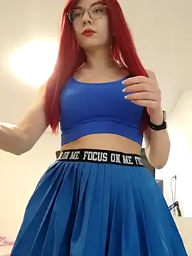 ElliMoor online show from 03.13.25