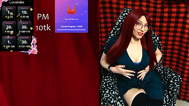 ElliMoor online show from 10.29.25