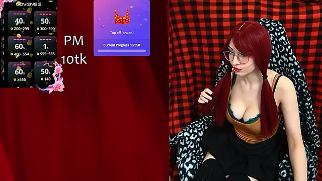 ElliMoor online show from 11.06.25