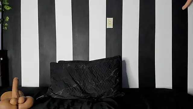 Snapshot of arii_barthon chatting on 06.07.26 arii barthon online show from 06.07.26