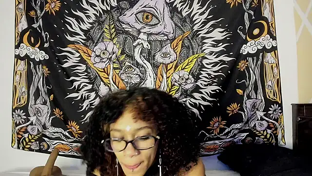 Snapshot of arii_barthon chatting on 07.15.26 arii barthon online show from 07.15.26