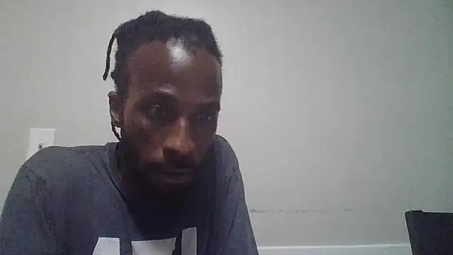 Snapshot of razzynolight chatting on 06.24.26 razzynolight online show from 06.24.26