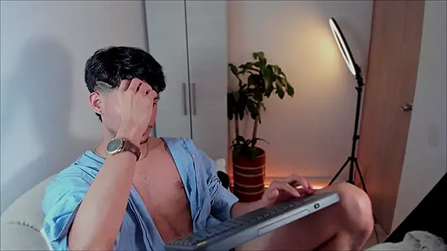 dimitri targaryen online show from 01.08.25