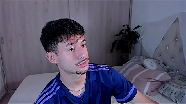 dimitri targaryen online show from 10.03.25