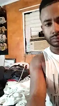 Snapshot of Negroricobaby chatting on 02.27.25 Negroricobaby online show from 02.27.25