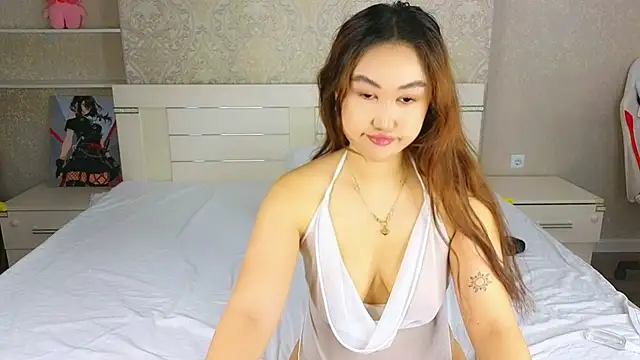 Diana Moon  online show from 12.15.25