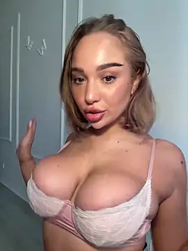 CardiSweetBaby online show from 09.09.25