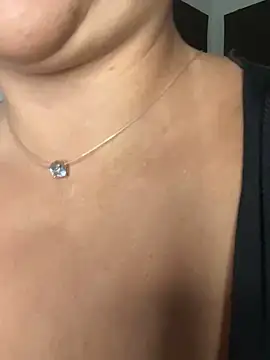 Snapshot of _morpho_ chatting on 12.10.24 morpho online show from 12.10.24