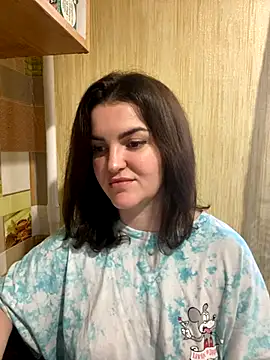 Snapshot of Karolina_llove chatting on 12.03.24 Karolina llove online show from 12.03.24