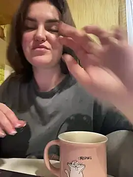 Snapshot of Karolina_llove chatting on 12.22.24 Karolina llove online show from 12.22.24