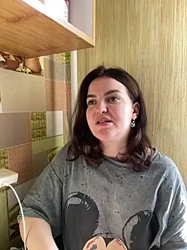 Snapshot of Karolina_llove chatting on 01.01.25 Karolina llove online show from 01.01.25