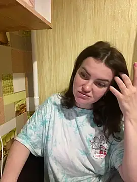 Snapshot of Karolina_llove chatting on 02.10.25 Karolina llove online show from 02.10.25