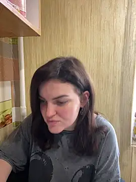 Snapshot of Karolina_llove chatting on 02.14.25 Karolina llove online show from 02.14.25